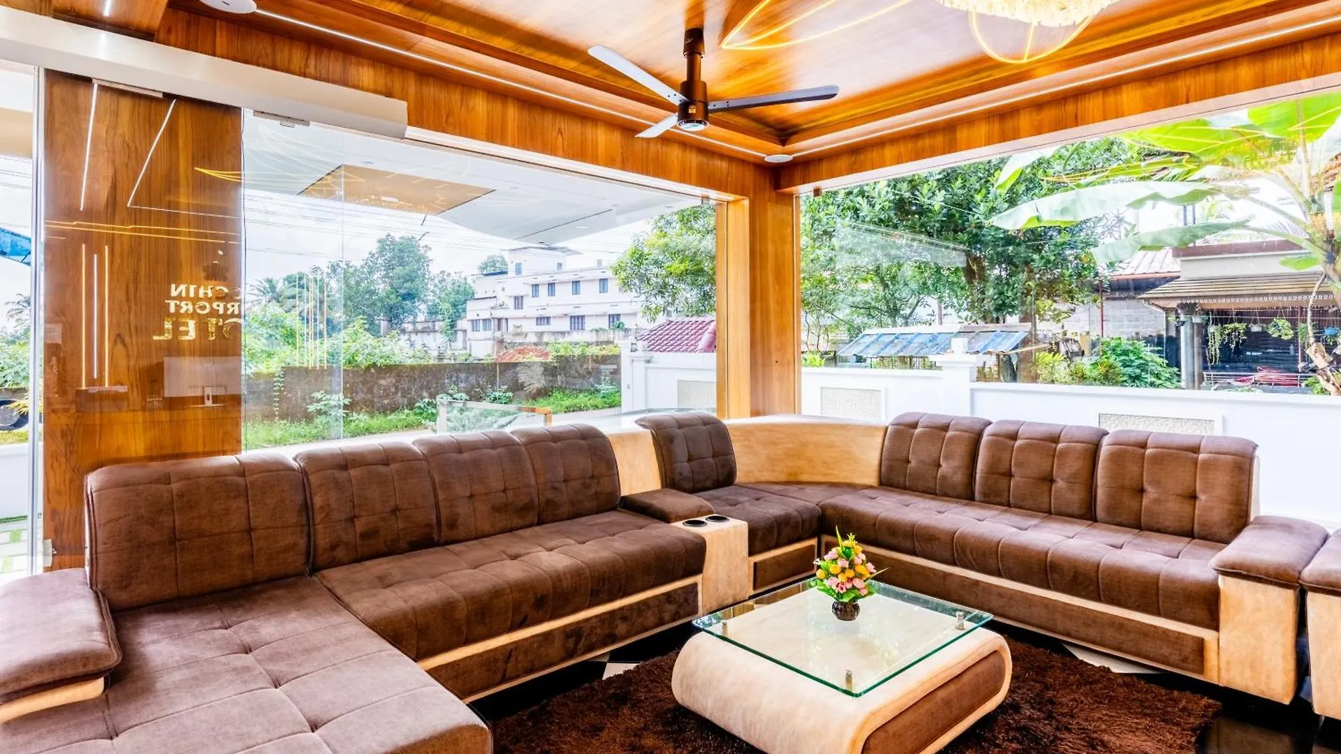 Treebo Premium Cochin Airport, 5 Min From Cochin Airport Hotel Kochi