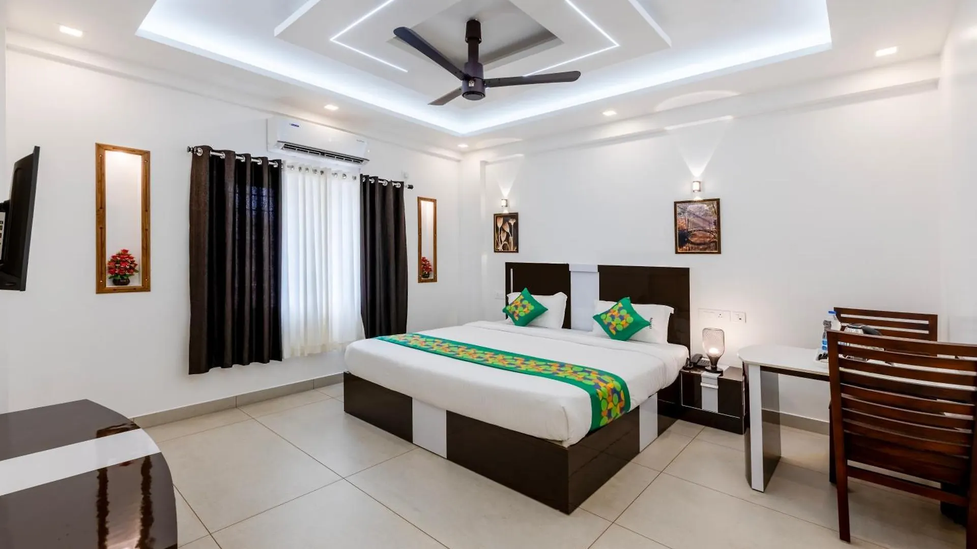 Treebo Premium Cochin Airport, 5 Min From Cochin Airport Hotel Kochi
