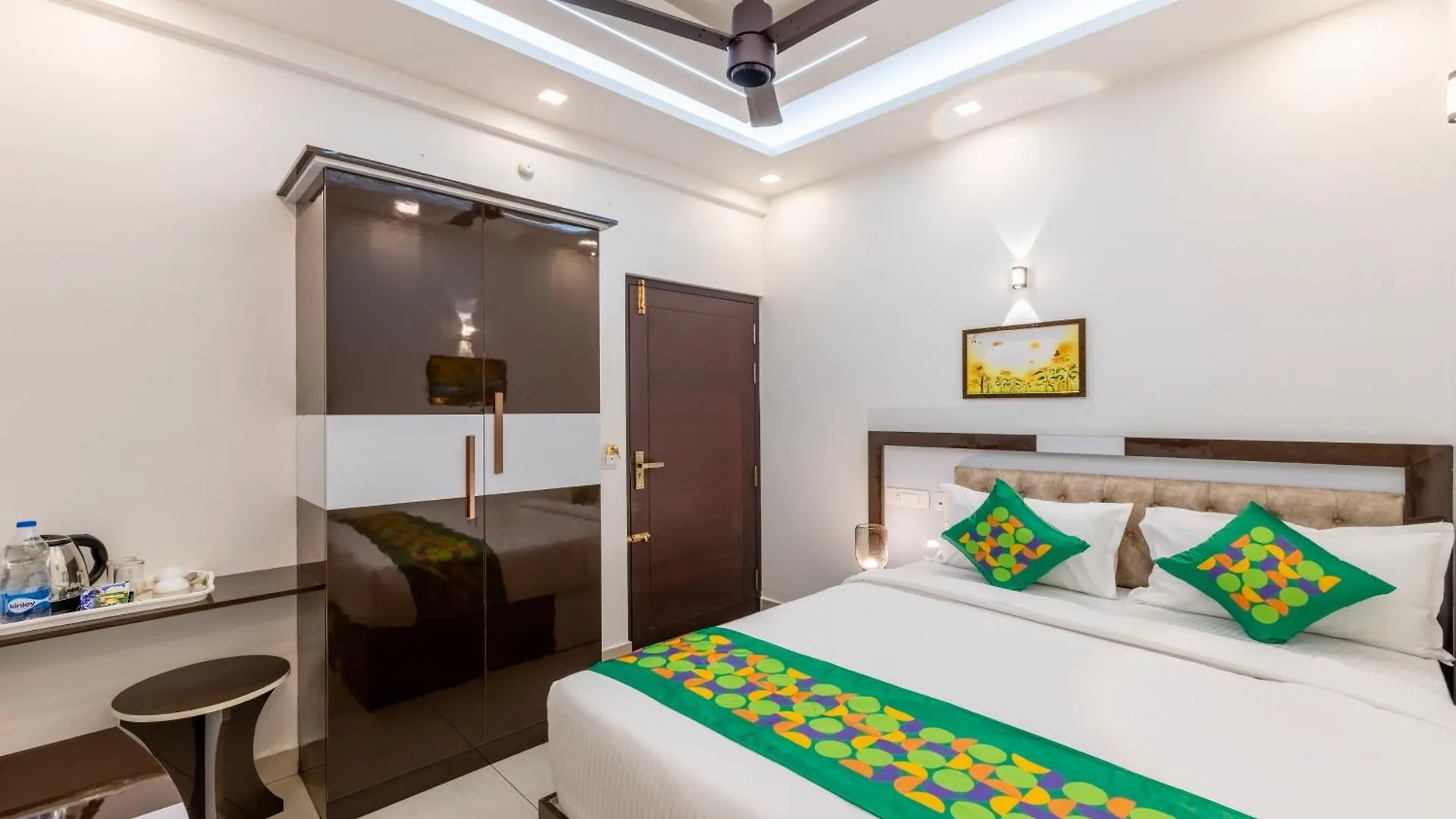 Hotel Treebo Premium Cochin Airport, 5 Min From Cochin Airport Kochi