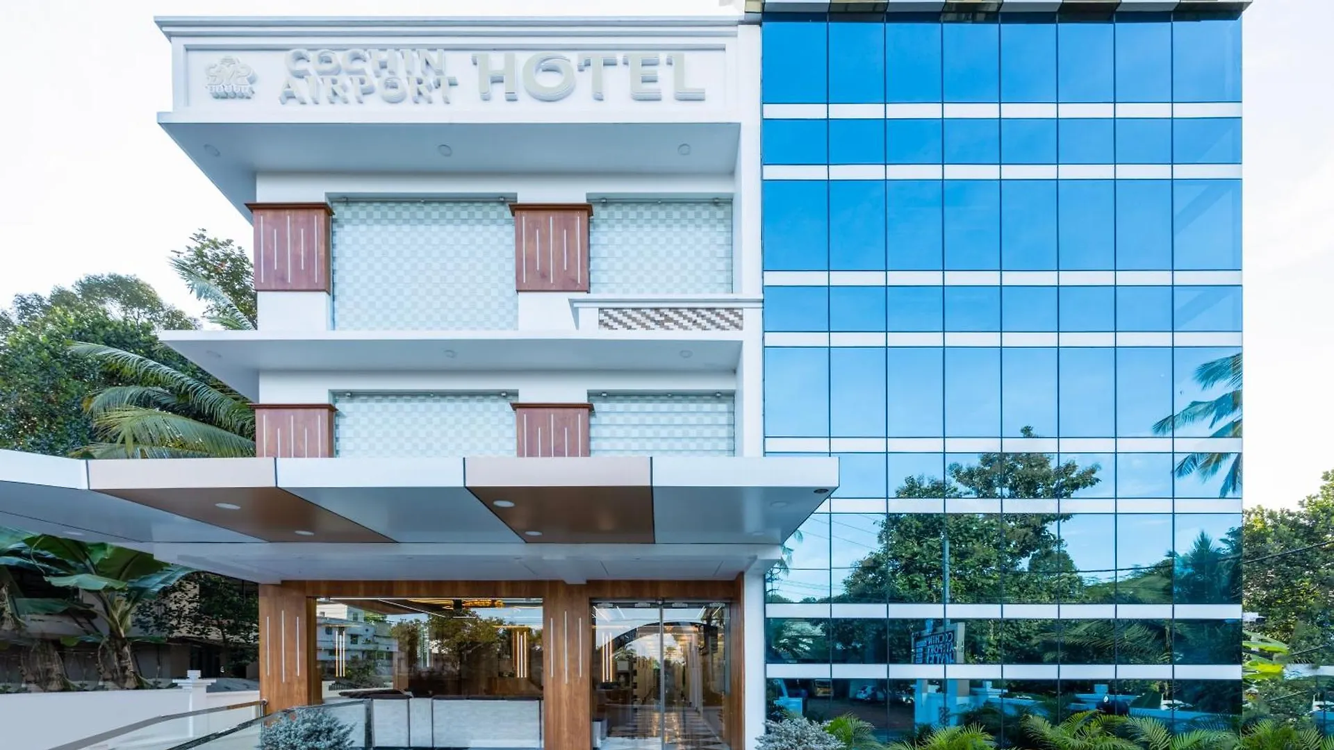 Hotel Treebo Premium Cochin Airport, 5 Min From Cochin Airport Kochi
